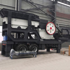Mobile crushing station